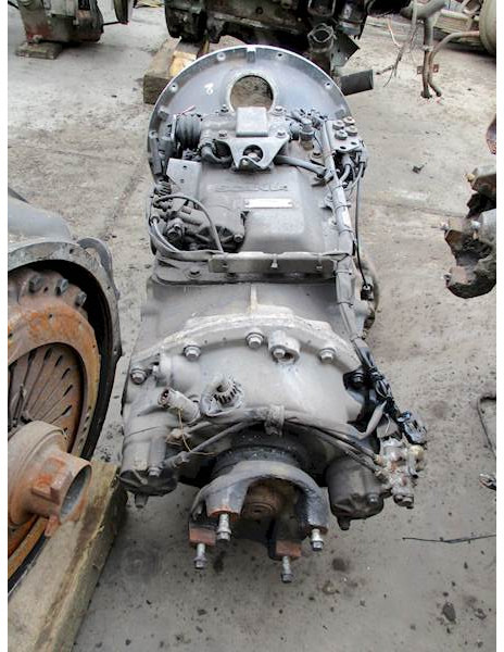 Scania GRS890 - Sebességváltó - Teherautó: 2 kép. Scania GRS890 - Sebességváltó - Teherautó: 2 kép.