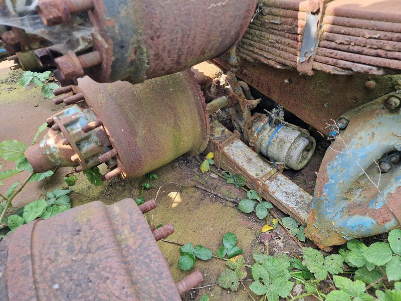 Scania - Tengely és alkatrészek: 1 kép. Scania - Tengely és alkatrészek: 1 kép.