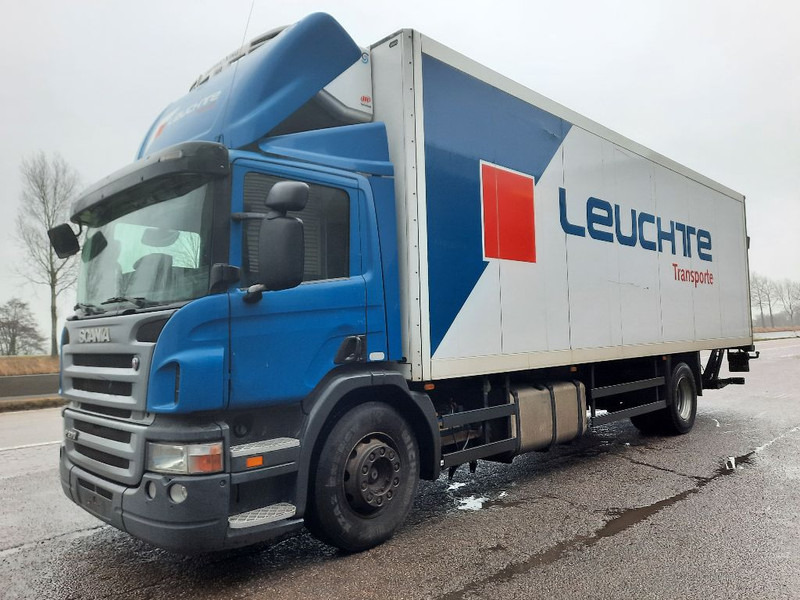 Scania P 270 DB4X2MNB - Hűtős teherautó: 1 kép. Scania P 270 DB4X2MNB - Hűtős teherautó: 1 kép.