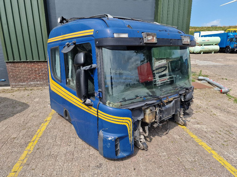 Scania R124 SLEEPER CAB - Fülke és belső tér: 1 kép. Scania R124 SLEEPER CAB - Fülke és belső tér: 1 kép.
