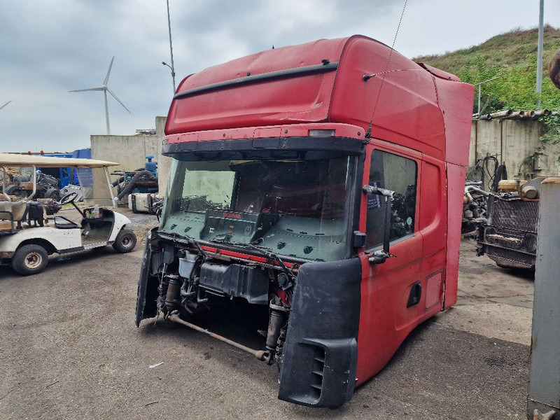 Scania R124 topline cabin - Fülke és belső tér: 2 kép. Scania R124 topline cabin - Fülke és belső tér: 2 kép.