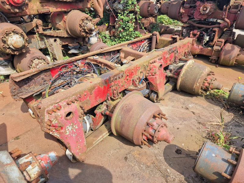 Scania RB652/RB653 - Tengely és alkatrészek: 3 kép. Scania RB652/RB653 - Tengely és alkatrészek: 3 kép.