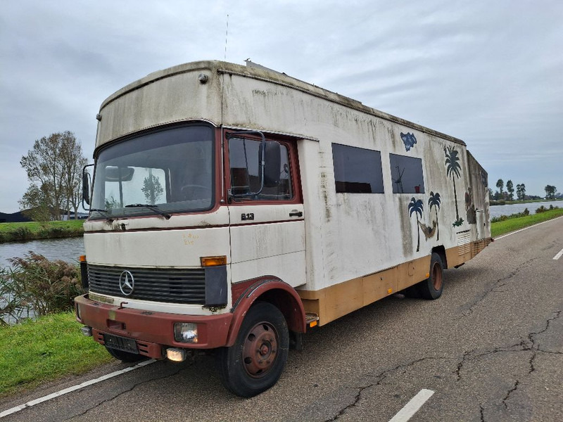 Mercedes-Benz LP 813 - Teherautó: 1 kép. Mercedes-Benz LP 813 - Teherautó: 1 kép.