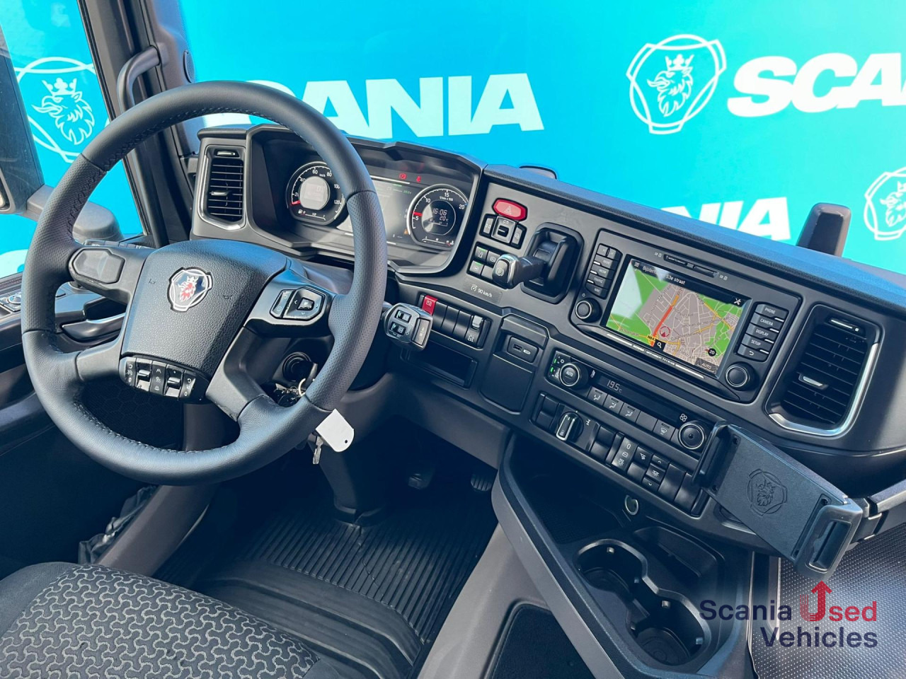 SCANIA R 450 A4x2NA RETARDER ADR FL PTO DIFF-L ALCOA - Nyergesvontató: 5 kép. SCANIA R 450 A4x2NA RETARDER ADR FL PTO DIFF-L ALCOA - Nyergesvontató: 5 kép.