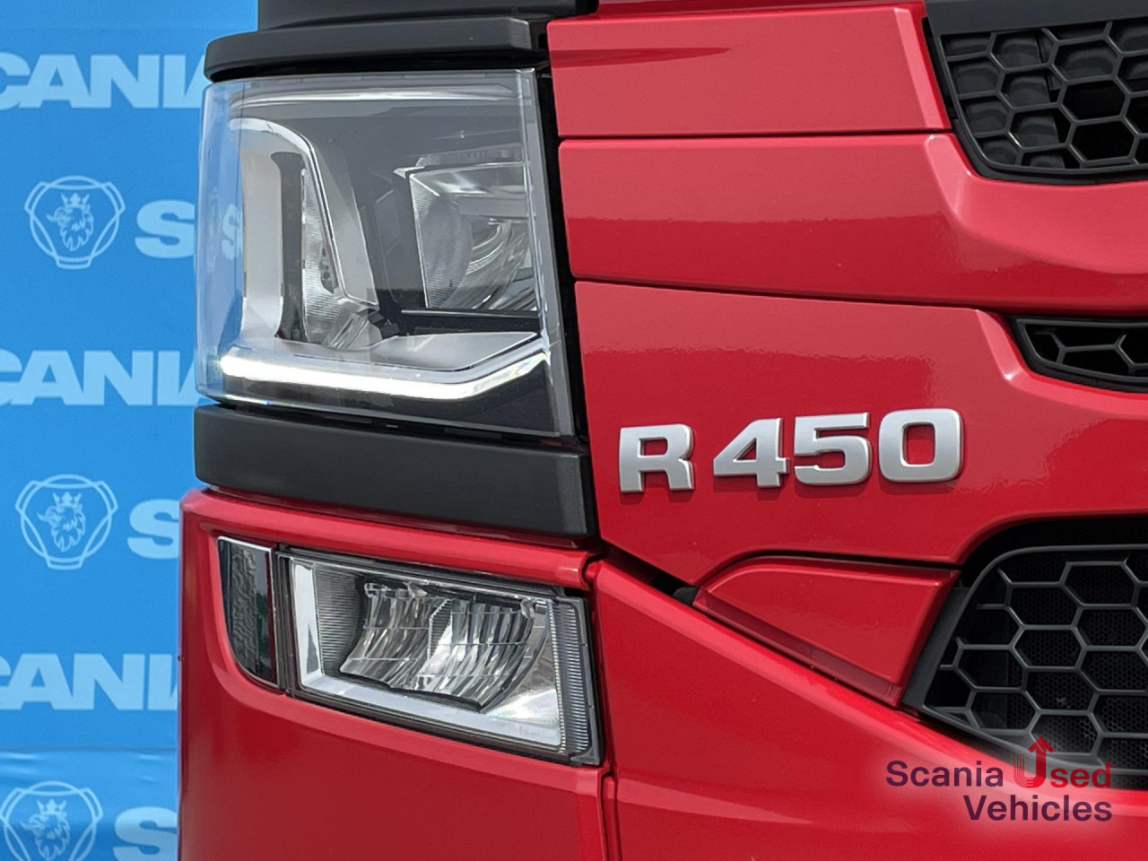 SCANIA R 450 A4x2NA RETARDER PTO LED NAVI - Nyergesvontató: 2 kép. SCANIA R 450 A4x2NA RETARDER PTO LED NAVI - Nyergesvontató: 2 kép.