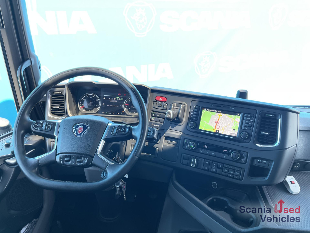 SCANIA R 500 A4x2NB RETARDER FULL AIR DIFF-L PTOV - Nyergesvontató: 4 kép. SCANIA R 500 A4x2NB RETARDER FULL AIR DIFF-L PTOV - Nyergesvontató: 4 kép.