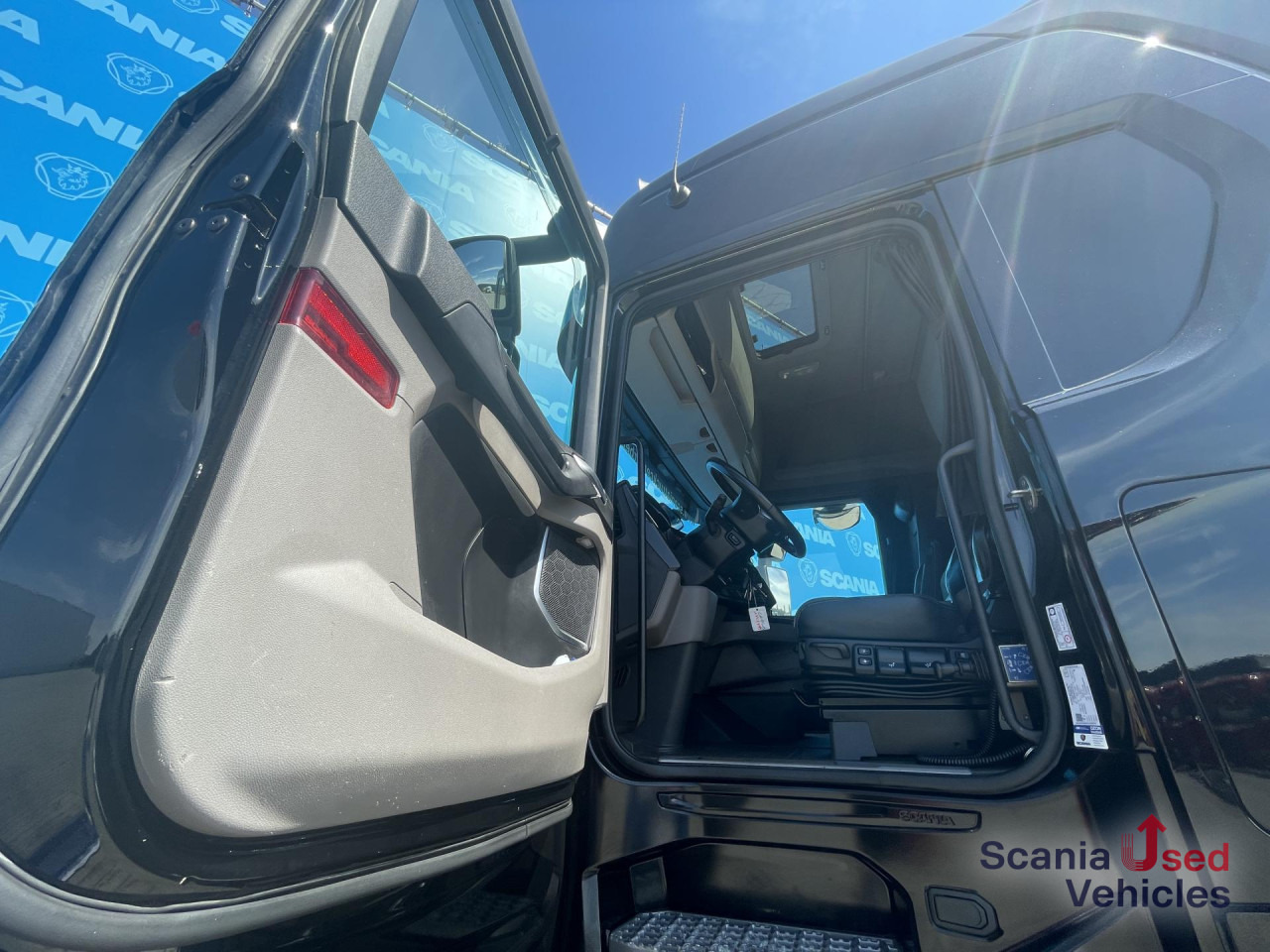 SCANIA S 500 A4x2NB RETARDER DIFF-L HYDRO P-AIRCO 8T - Nyergesvontató: 2 kép. SCANIA S 500 A4x2NB RETARDER DIFF-L HYDRO P-AIRCO 8T - Nyergesvontató: 2 kép.