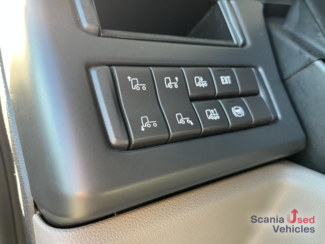 SCANIA S 500 A6x2/4NB RETARDER P-AIRCO FULL-AIR SMART2 - Nyergesvontató: 5 kép. SCANIA S 500 A6x2/4NB RETARDER P-AIRCO FULL-AIR SMART2 - Nyergesvontató: 5 kép.