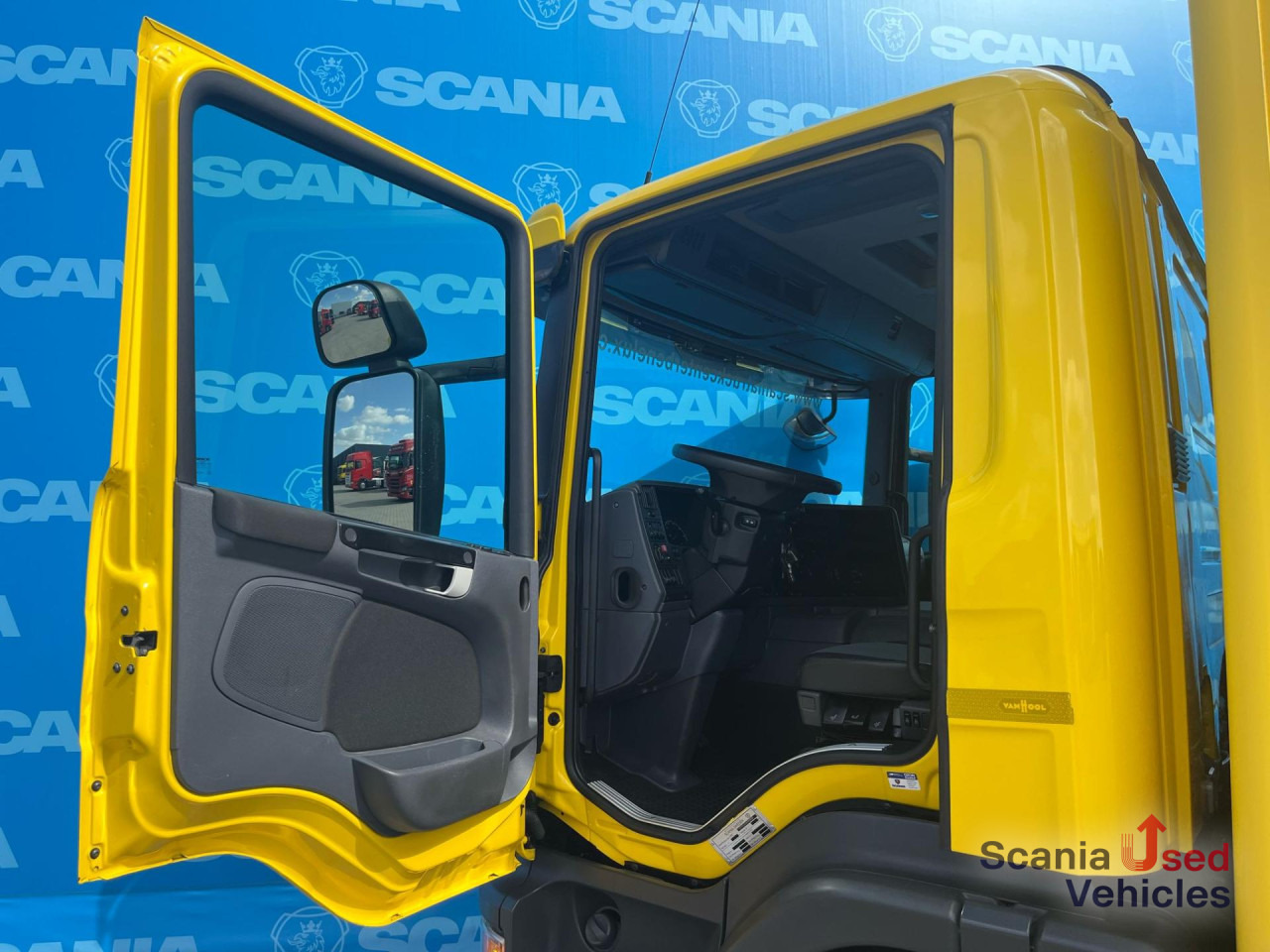 SCANIA P 250 DB4x2MNA AIRCO TAIL LIFT 1.5T 859X249X225 - Dobozos felépítményű teherautó: 5 kép. SCANIA P 250 DB4x2MNA AIRCO TAIL LIFT 1.5T 859X249X225 - Dobozos felépítményű teherautó: 5 kép.
