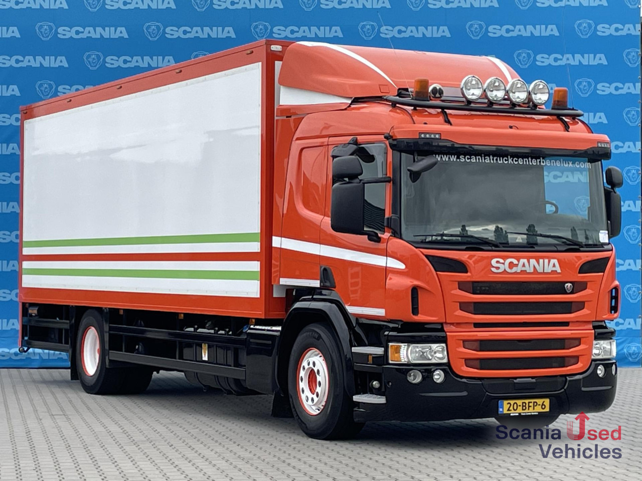 Dobozos felépítményű teherautó SCANIA P 370 LB4x2MNB RETARDER FULL AIR 705X245X235: 8 kép.