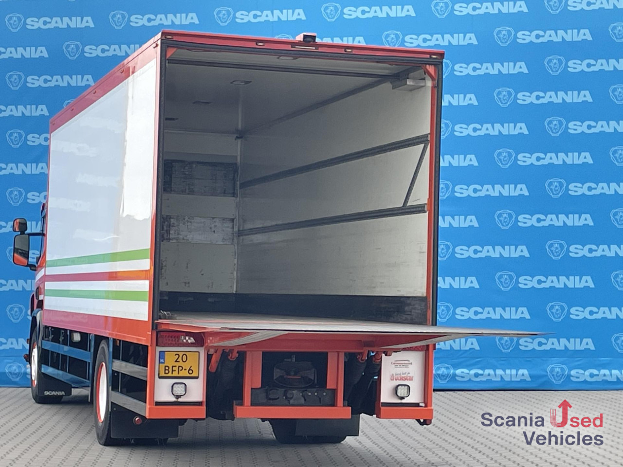 Dobozos felépítményű teherautó SCANIA P 370 LB4x2MNB RETARDER FULL AIR 705X245X235: 13 kép.