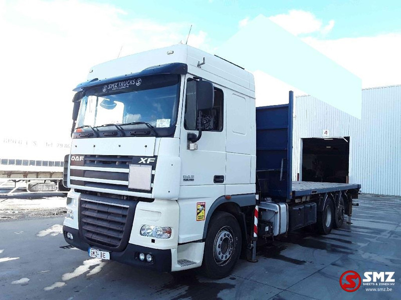DAF 105 XF 460 6x2 - Platós teherautó: 2 kép. DAF 105 XF 460 6x2 - Platós teherautó: 2 kép.