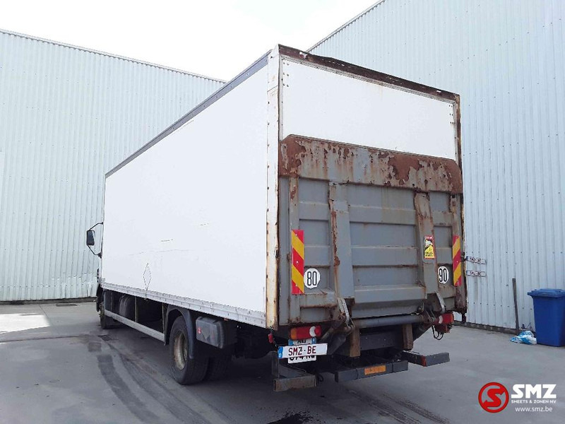 Dobozos felépítményű teherautó DAF 55 220: 9 kép.