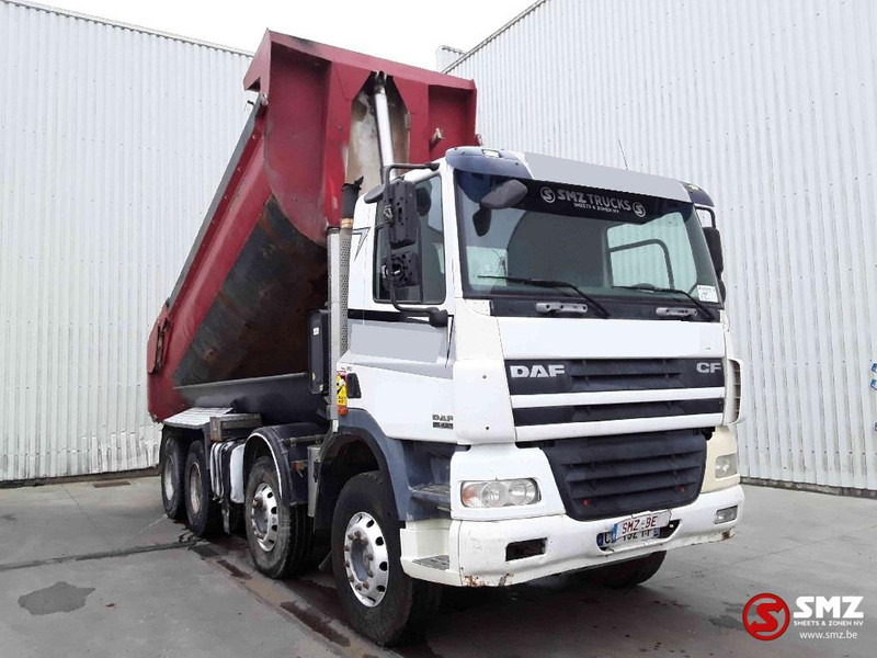 DAF 85 CF 430 8x4 - Billenőplatós teherautó: 1 kép. DAF 85 CF 430 8x4 - Billenőplatós teherautó: 1 kép.