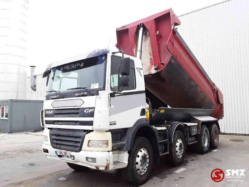 DAF 85 CF 430 8x4 - Billenőplatós teherautó: 3 kép. DAF 85 CF 430 8x4 - Billenőplatós teherautó: 3 kép.
