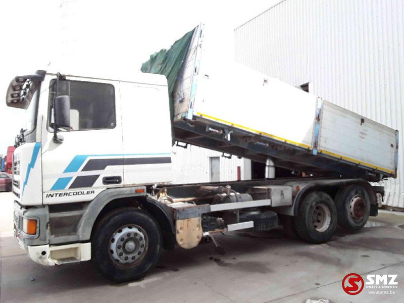 DAF 95 430 lames steel - Billenőplatós teherautó: 5 kép. DAF 95 430 lames steel - Billenőplatós teherautó: 5 kép.