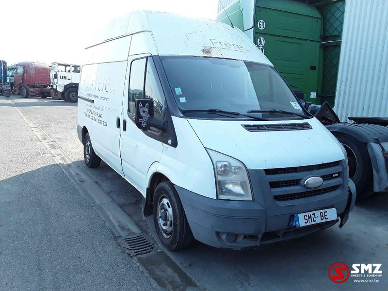 Ford Transit - Dobozos kisteherautó: 1 kép. Ford Transit - Dobozos kisteherautó: 1 kép.