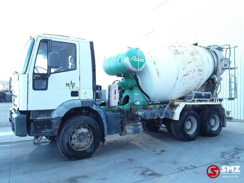 Iveco Eurotrakker 260 E 34 manual pump - Betonmixer: 4 kép. Iveco Eurotrakker 260 E 34 manual pump - Betonmixer: 4 kép.
