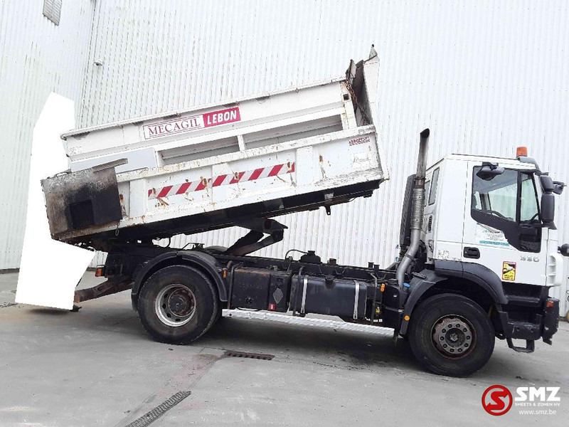 Iveco Trakker 330 184"km snow equipment - Billenőplatós teherautó: 4 kép. Iveco Trakker 330 184"km snow equipment - Billenőplatós teherautó: 4 kép.
