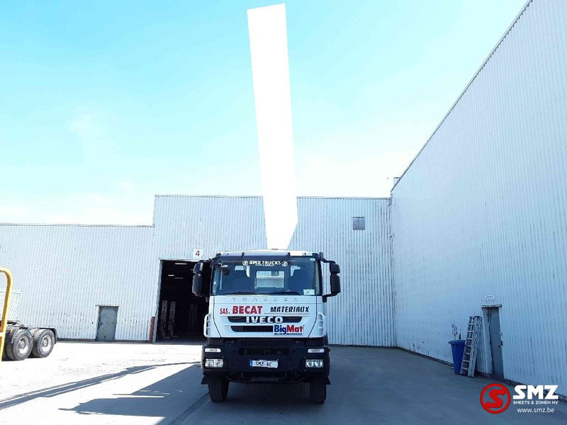 Iveco Trakker 360 Palfinger Pk18002 4+remote - Platós teherautó, Darus autó: 2 kép. Iveco Trakker 360 Palfinger Pk18002 4+remote - Platós teherautó, Darus autó: 2 kép.