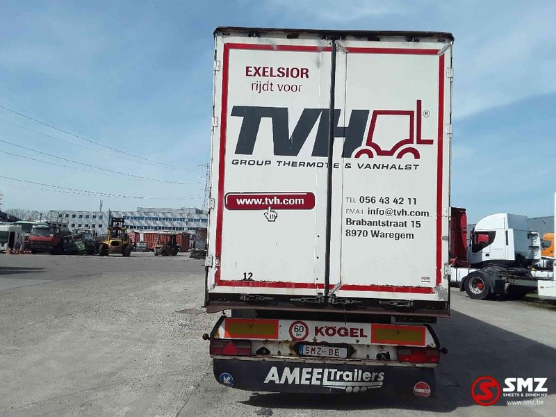 Félpótkocsi dobozos Kögel Oplegger: 5 kép.