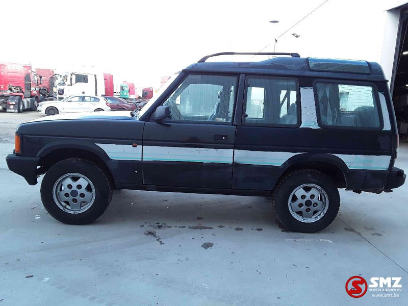 Land Rover Defender - Autó: 5 kép. Land Rover Defender - Autó: 5 kép.