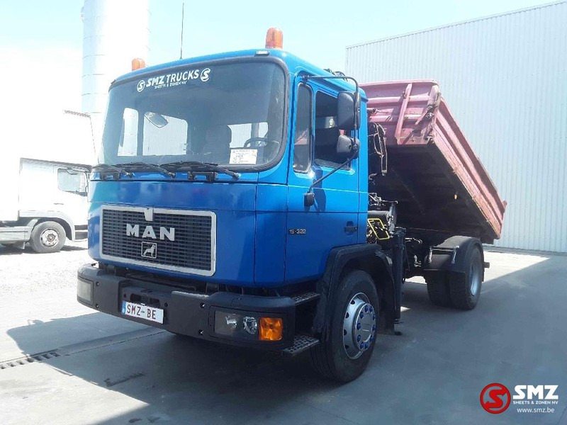 MAN 19.322 hiab 071 - Billenőplatós teherautó, Darus autó: 2 kép. MAN 19.322 hiab 071 - Billenőplatós teherautó, Darus autó: 2 kép.