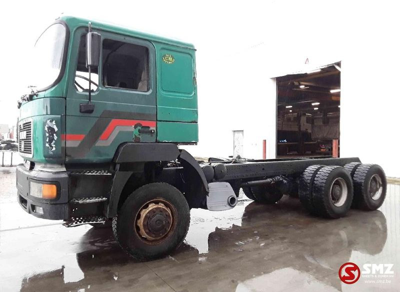 MAN 27.403 6x6 - Alvaz teherautó: 5 kép. MAN 27.403 6x6 - Alvaz teherautó: 5 kép.