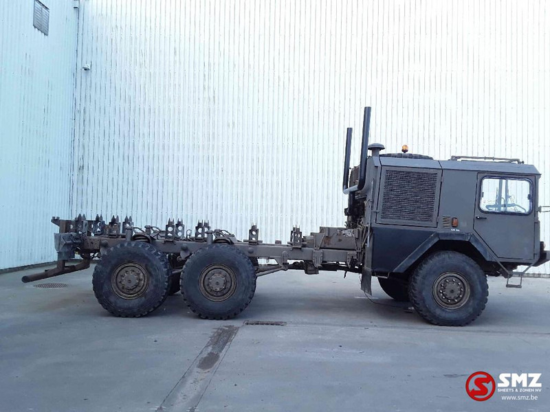 MAN KAT 6x6 72000 km - Alvaz teherautó: 4 kép. MAN KAT 6x6 72000 km - Alvaz teherautó: 4 kép.
