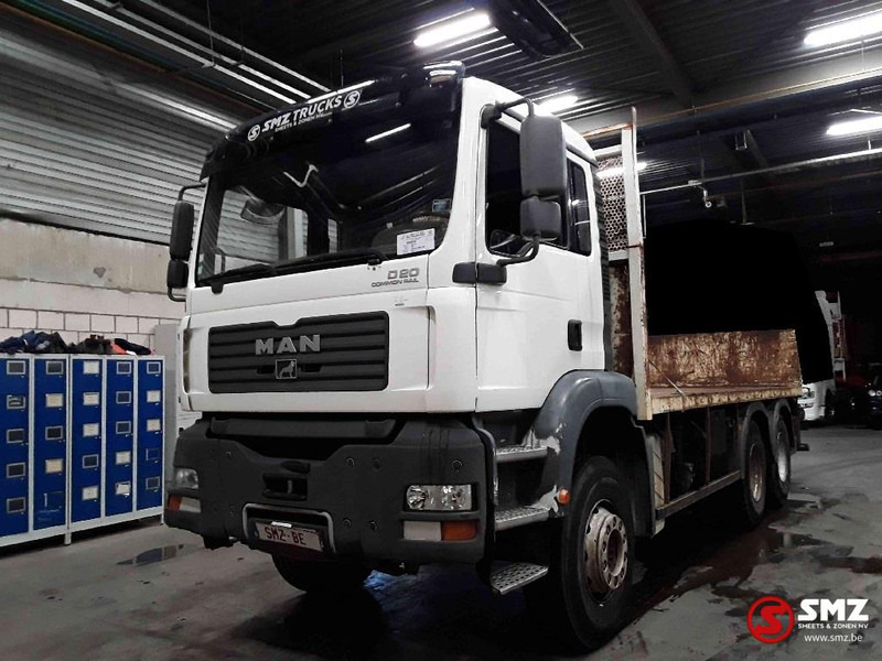 MAN TGA 26.390 6x4 manual - Platós teherautó: 3 kép. MAN TGA 26.390 6x4 manual - Platós teherautó: 3 kép.