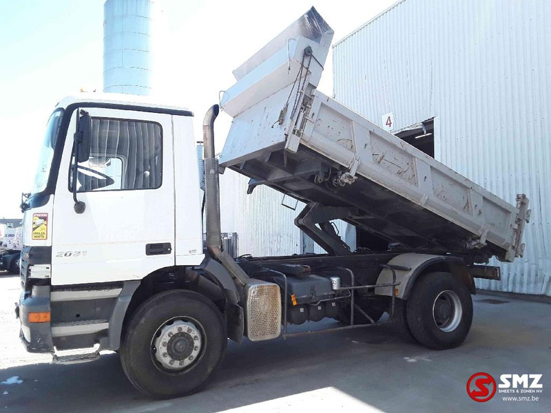 Mercedes-Benz Actros 2031 Lames manual - Billenőplatós teherautó: 5 kép. Mercedes-Benz Actros 2031 Lames manual - Billenőplatós teherautó: 5 kép.