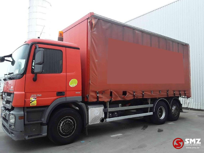 Mercedes-Benz Actros 2536 - Ponyvás teherautó: 5 kép. Mercedes-Benz Actros 2536 - Ponyvás teherautó: 5 kép.