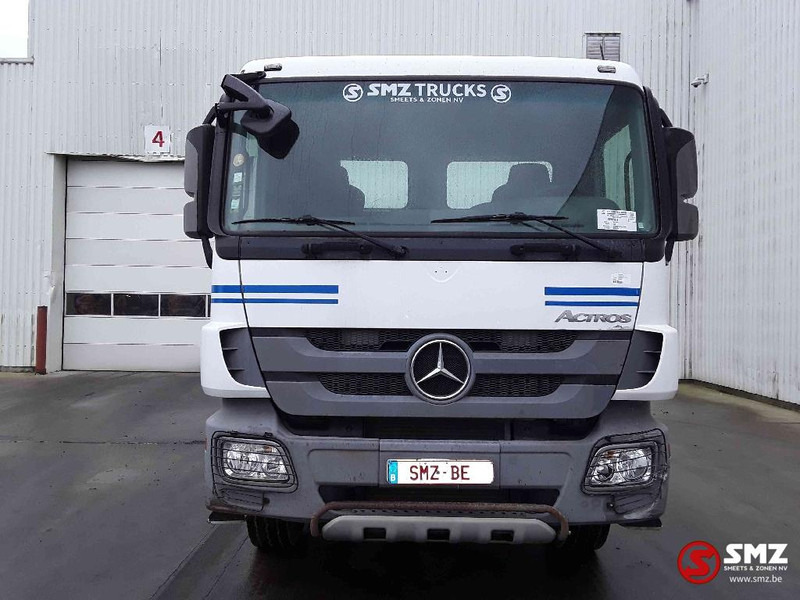 Mercedes-Benz Actros 2636 6x4 manual - Cserefelépítményes teherautó: 2 kép. Mercedes-Benz Actros 2636 6x4 manual - Cserefelépítményes teherautó: 2 kép.