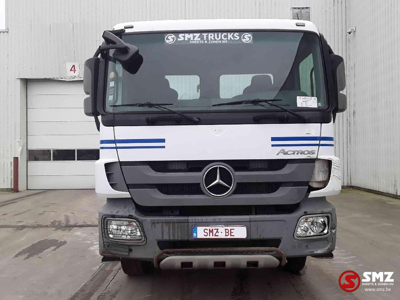 Mercedes-Benz Actros 2636 6x4 manual - Cserefelépítményes teherautó: 2 kép. Mercedes-Benz Actros 2636 6x4 manual - Cserefelépítményes teherautó: 2 kép.