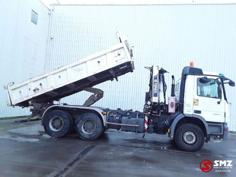 Mercedes-Benz Actros 2641 Atlas 135.2A2 - Billenőplatós teherautó, Darus autó: 4 kép. Mercedes-Benz Actros 2641 Atlas 135.2A2 - Billenőplatós teherautó, Darus autó: 4 kép.