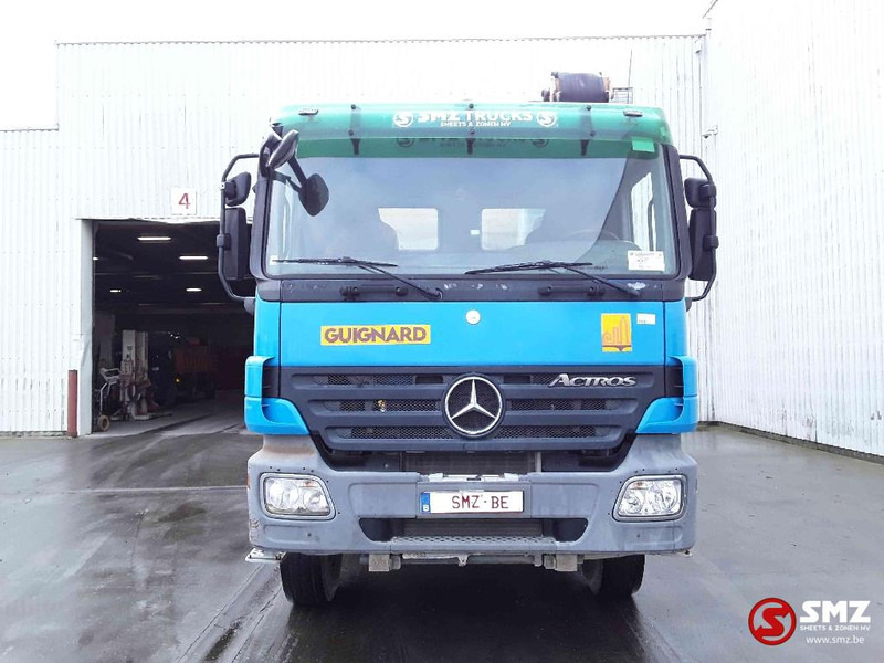 Mercedes-Benz Actros 3236 8x4 eps - Betonmixer: 2 kép. Mercedes-Benz Actros 3236 8x4 eps - Betonmixer: 2 kép.