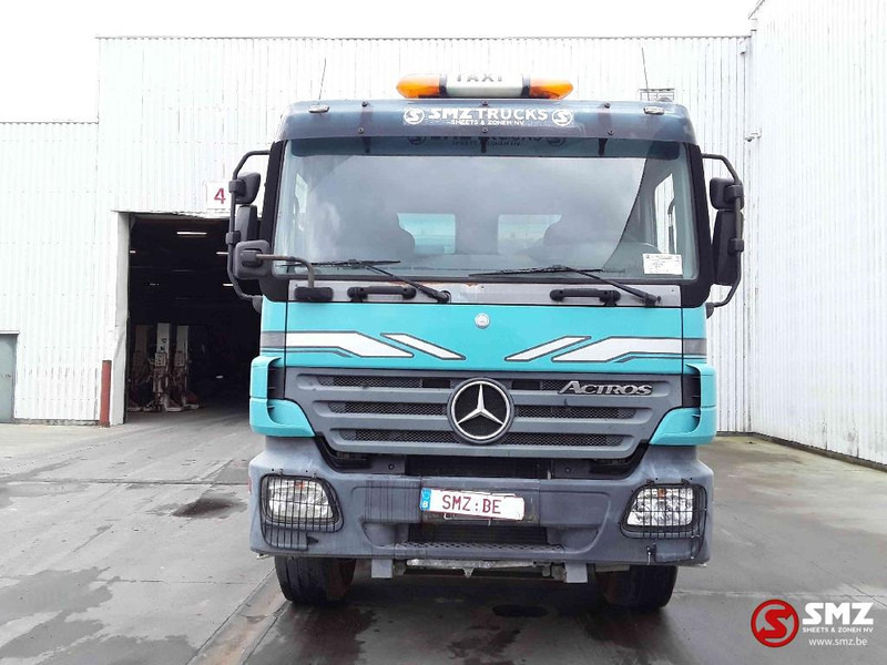 Mercedes-Benz Actros 4144 8x4 Eps 1 hand - Billenőplatós teherautó: 2 kép. Mercedes-Benz Actros 4144 8x4 Eps 1 hand - Billenőplatós teherautó: 2 kép.