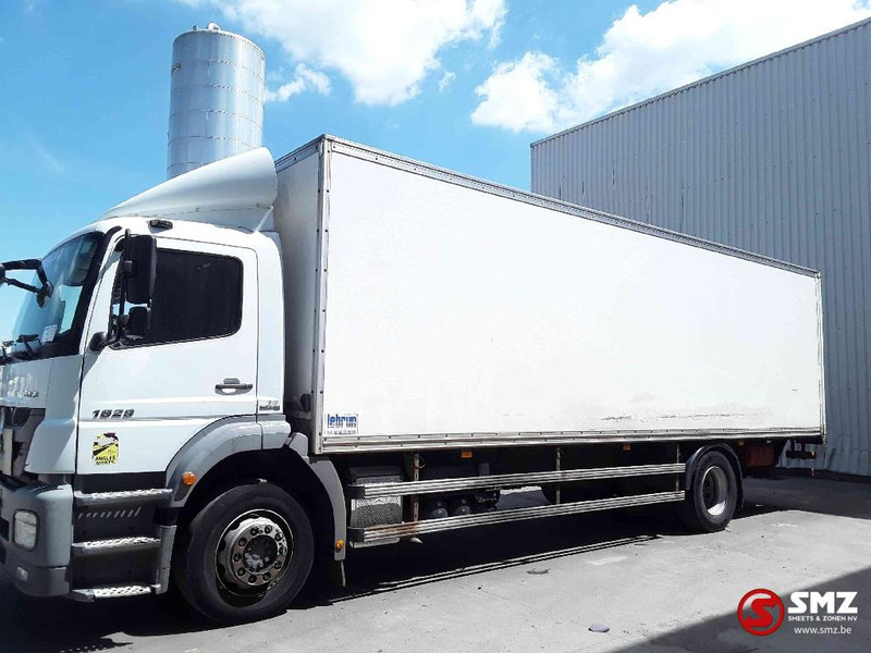 Mercedes-Benz Axor 1829 manual airco - Dobozos felépítményű teherautó: 5 kép. Mercedes-Benz Axor 1829 manual airco - Dobozos felépítményű teherautó: 5 kép.