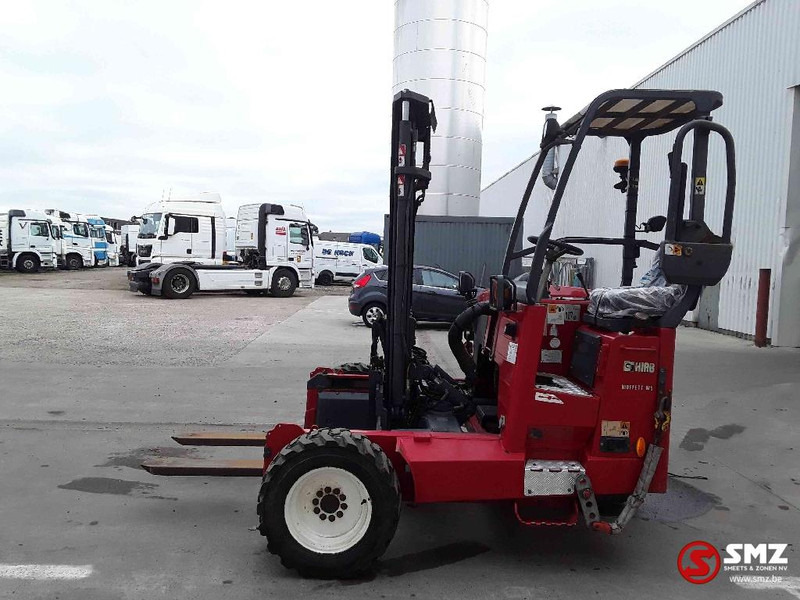 Moffett M5 25.3 - Villás targonca: 5 kép. Moffett M5 25.3 - Villás targonca: 5 kép.