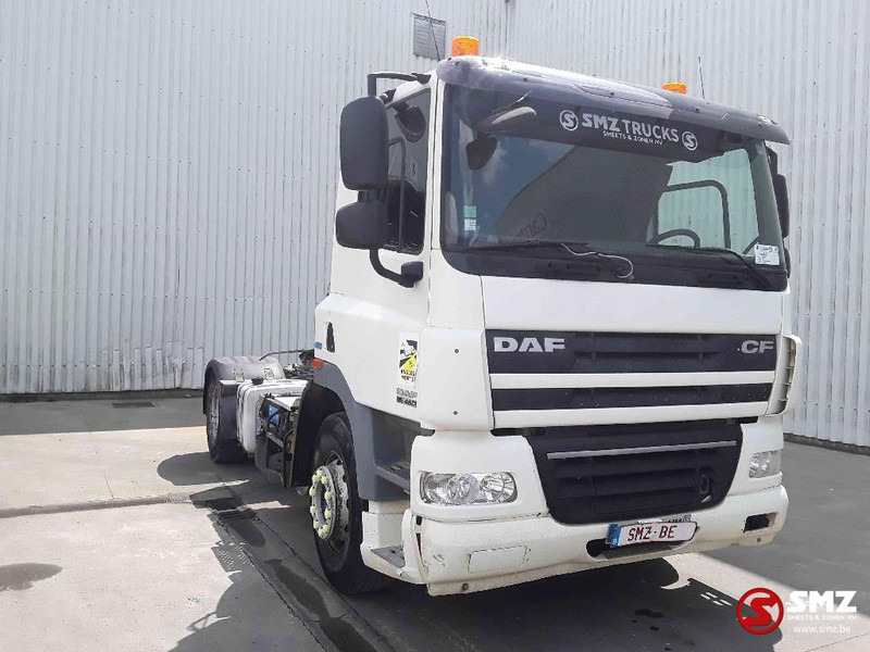 DAF 85 460 hydraulic intarder2x - Nyergesvontató: 1 kép. DAF 85 460 hydraulic intarder2x - Nyergesvontató: 1 kép.