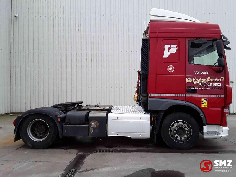 DAF XF 460 manual 16 gang - Nyergesvontató: 4 kép. DAF XF 460 manual 16 gang - Nyergesvontató: 4 kép.