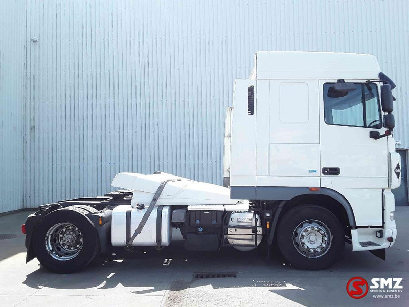 DAF XF 460 spacecab - Nyergesvontató: 4 kép. DAF XF 460 spacecab - Nyergesvontató: 4 kép.