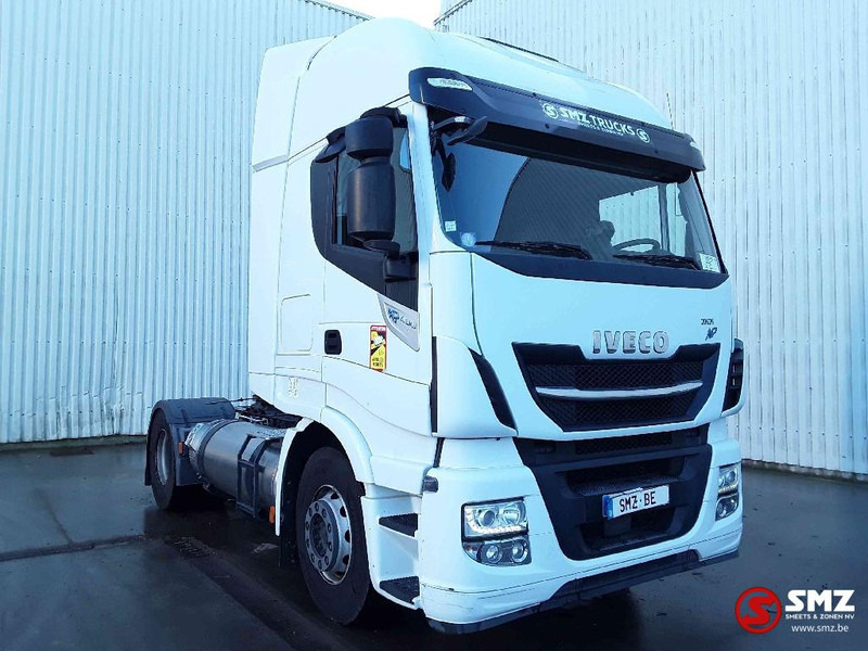 Iveco Stralis 400 LNG 293'km intarder - Nyergesvontató: 1 kép. Iveco Stralis 400 LNG 293'km intarder - Nyergesvontató: 1 kép.
