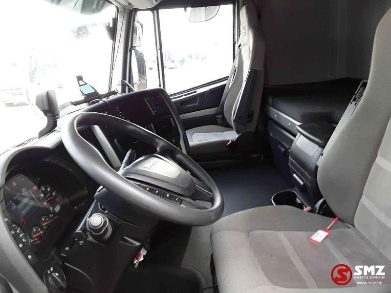 Nyergesvontató Iveco Stralis 400 LNG 374'km: 6 kép.