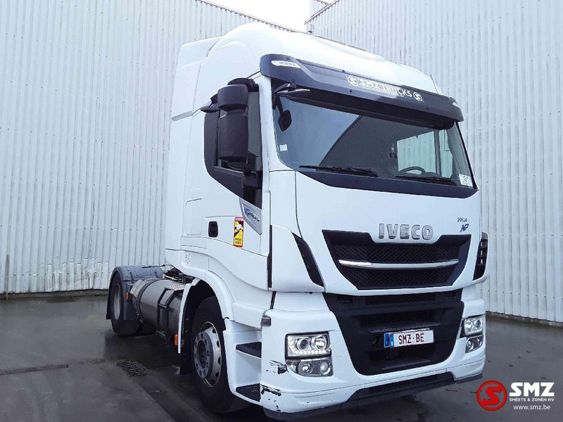 Iveco Stralis 400 LNG 374'km - Nyergesvontató: 1 kép. Iveco Stralis 400 LNG 374'km - Nyergesvontató: 1 kép.