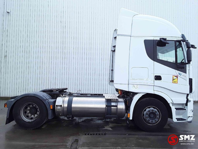 Iveco Stralis 400 LNG 374'km - Nyergesvontató: 4 kép. Iveco Stralis 400 LNG 374'km - Nyergesvontató: 4 kép.