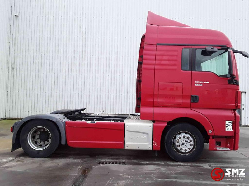 MAN TGX 18.440 Zf intarder chassis 6b - Nyergesvontató: 4 kép. MAN TGX 18.440 Zf intarder chassis 6b - Nyergesvontató: 4 kép.