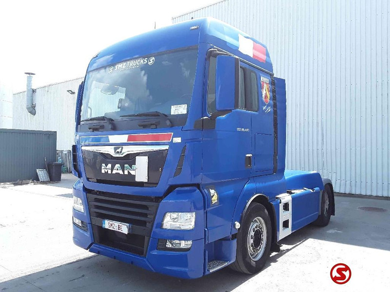 MAN TGX 18.460 2tanks intarder 361000 km - Nyergesvontató: 3 kép. MAN TGX 18.460 2tanks intarder 361000 km - Nyergesvontató: 3 kép.