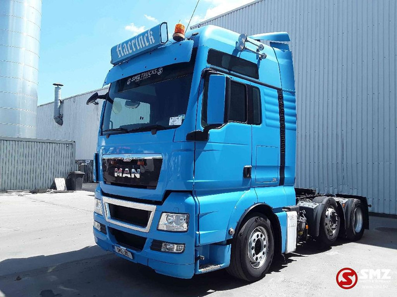 MAN TGX 26.440 6x2 manual - Nyergesvontató: 3 kép. MAN TGX 26.440 6x2 manual - Nyergesvontató: 3 kép.