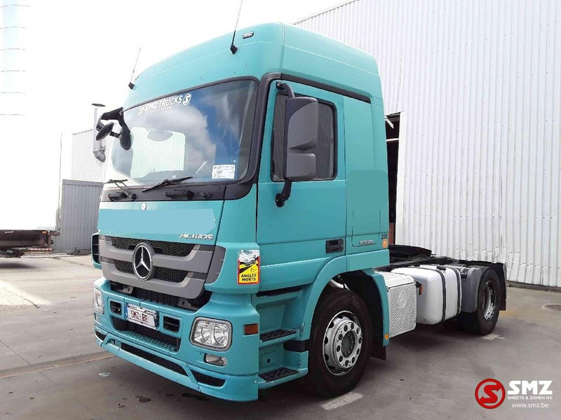 Mercedes-Benz Actros 1841 eev - Nyergesvontató: 3 kép. Mercedes-Benz Actros 1841 eev - Nyergesvontató: 3 kép.